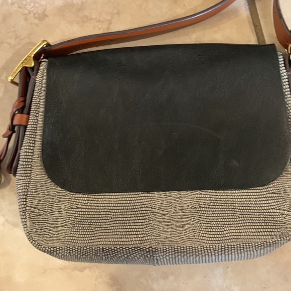 Fossil Harper Small Saddle Leather Crossbody - Picture 4 of 16